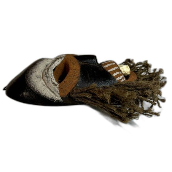 African Malindi Mask W/Cow's Teeth. Symbolizes Fearsome Warriors and Rustlers - Picture 7 of 10